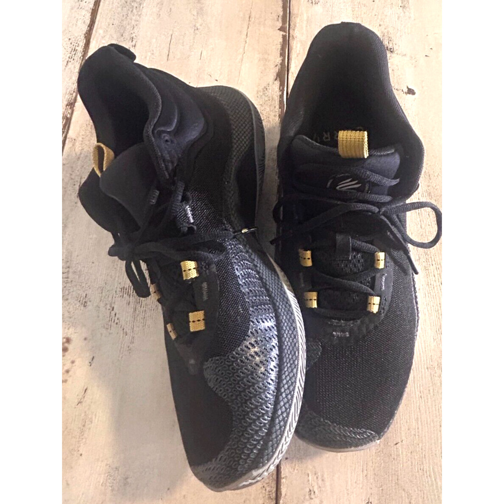 Men's Under Armour, Curry, HOVR Splash 'Black Pitch Grey, Size 11